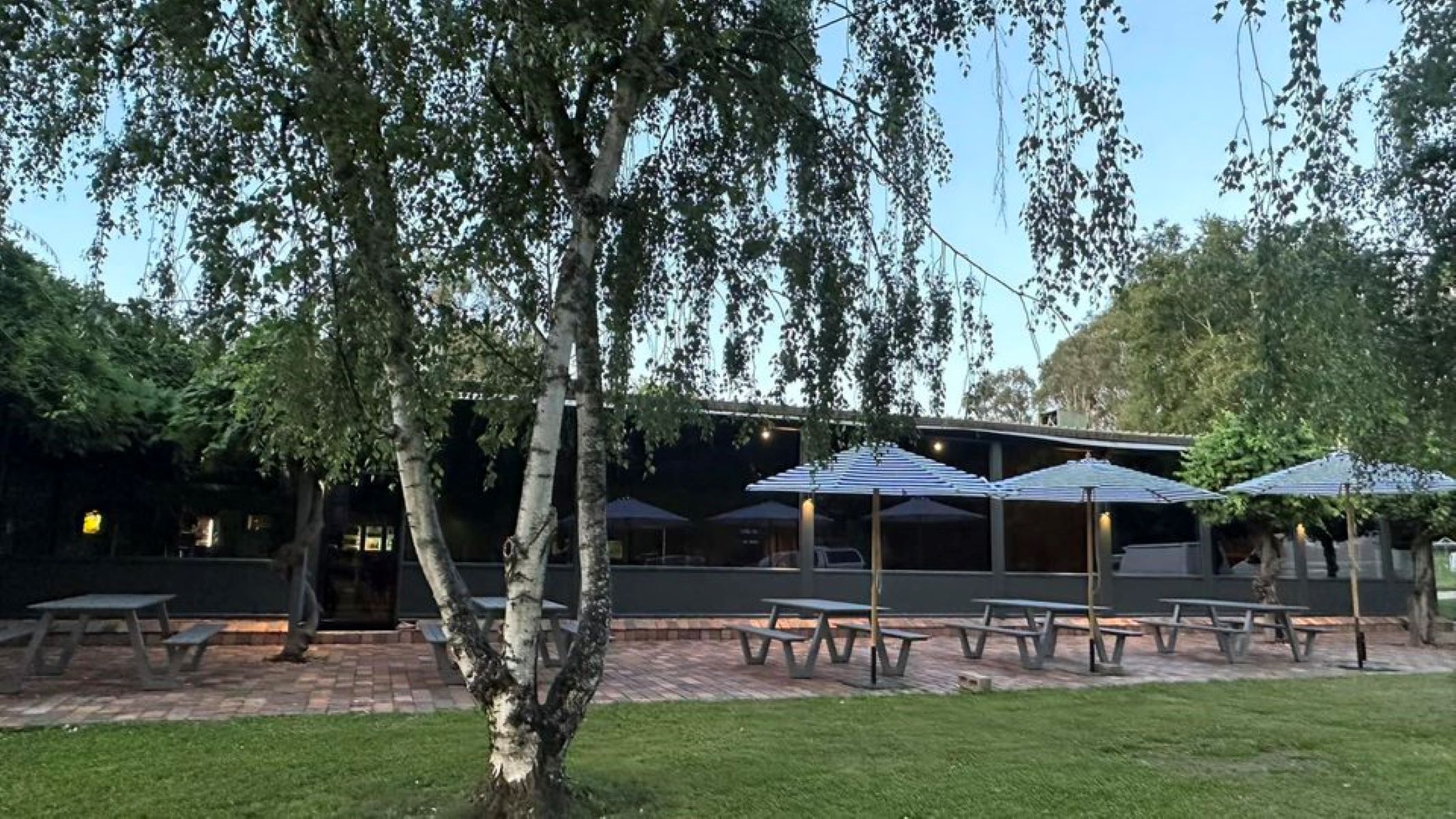 Khancoban Alpine Inn fb Khancoban Alpine Inn fb