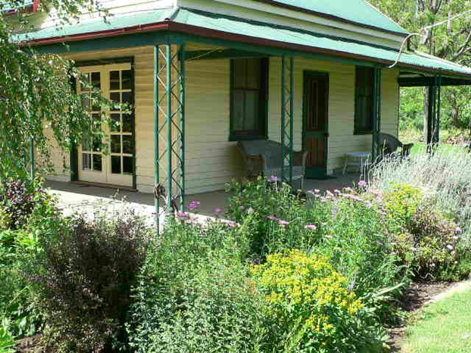 Callaghan Creek Farmhouse Callaghan Creek Farmhouse
