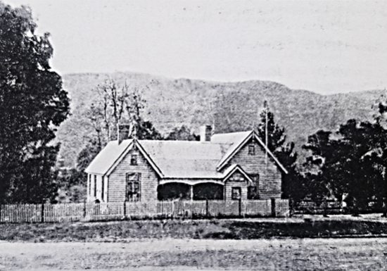 The NEW Corryong School and Teachers Residence Circa 1877 The NEW Corryong School and Teachers Residence Circa 1877