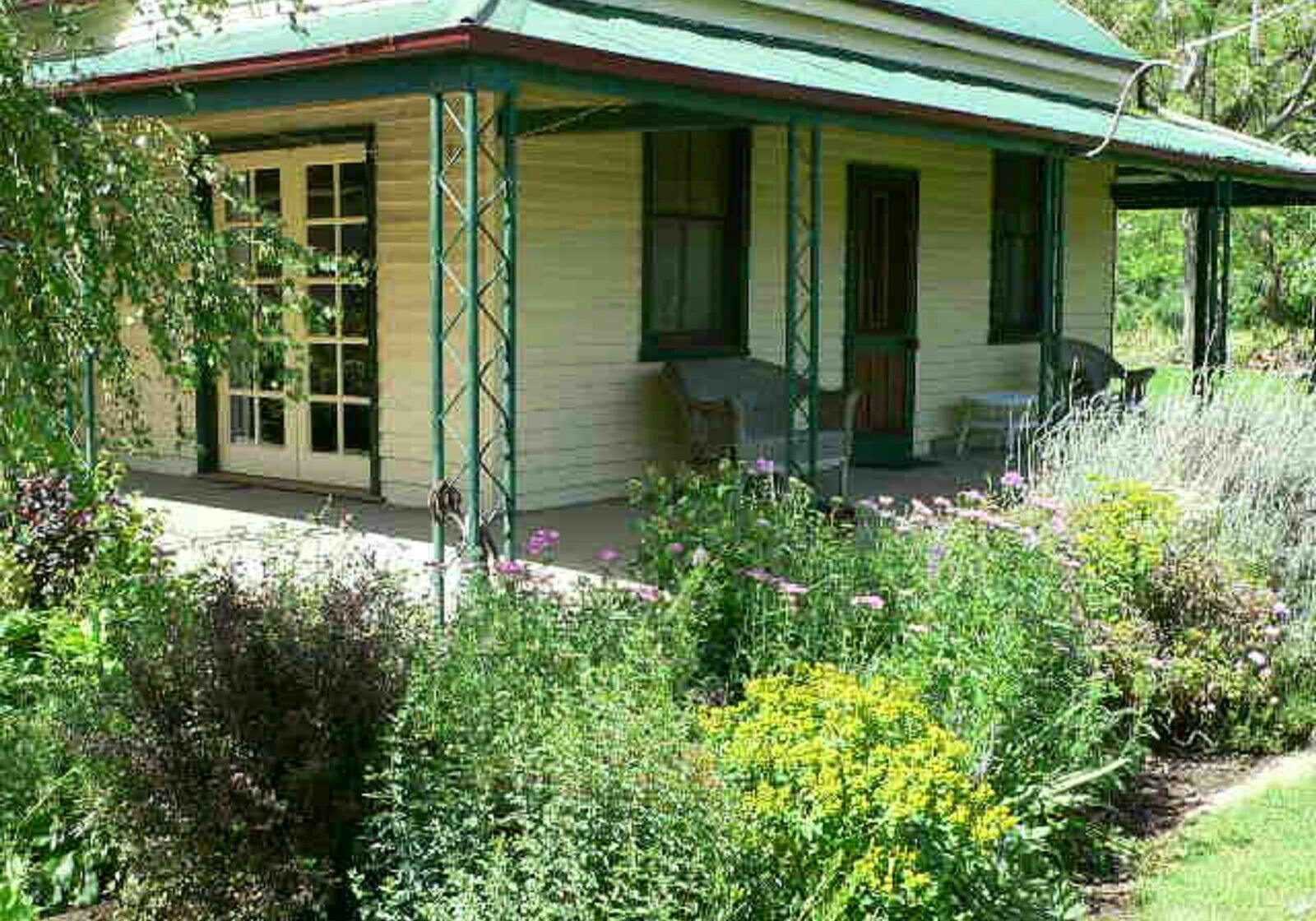 Callaghan Creek Farmhouse